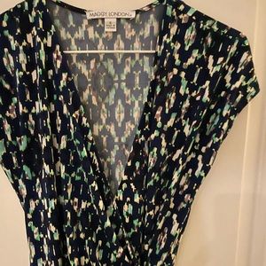 EUC Maggie London size 6 wrap dress